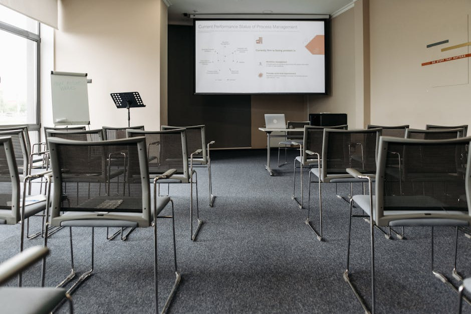 Short-form content room